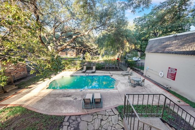 5311 Fleetwood Oaks Avenue 267, Dallas, TX 75235