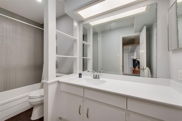 5311 Fleetwood Oaks Avenue 267, Dallas, TX 75235