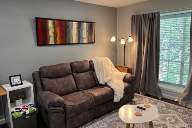 5311 Fleetwood Oaks Avenue 267, Dallas, TX 75235