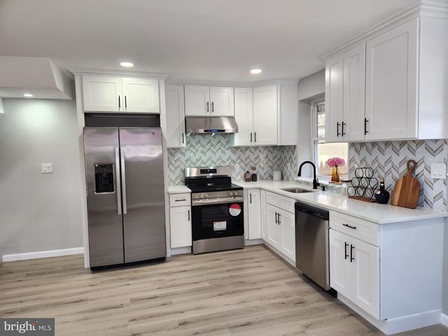 7818 CEDARBROOK AVE, Philadelphia, PA 19150