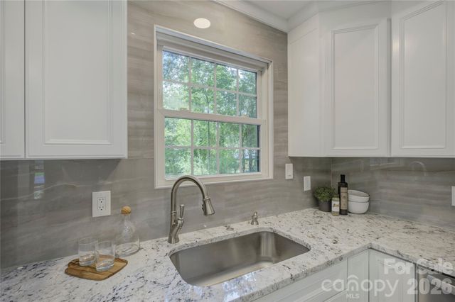5009 Milford Road, Charlotte, NC 28210