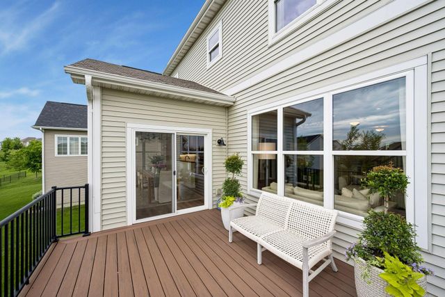 14608 River Hills Parkway, Dayton, MN 55327