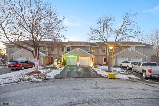 32 Rhea Run, Hampton Twp., NJ 07860