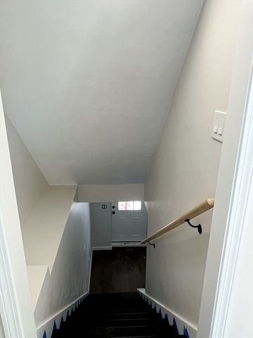 22 Kelly Ave, Fitchburg, MA 01420