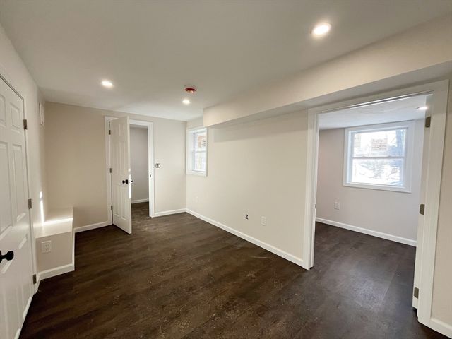 22 Kelly Ave, Fitchburg, MA 01420