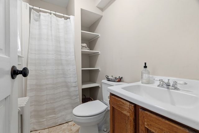 10 Oak Bluff St, Medford, MA 02155