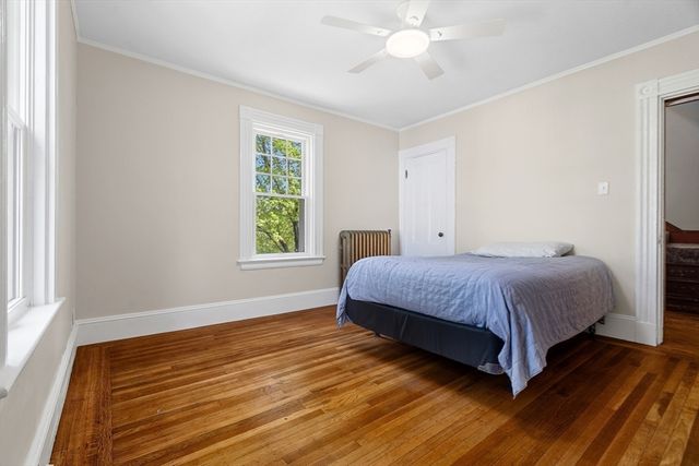 10 Oak Bluff St, Medford, MA 02155