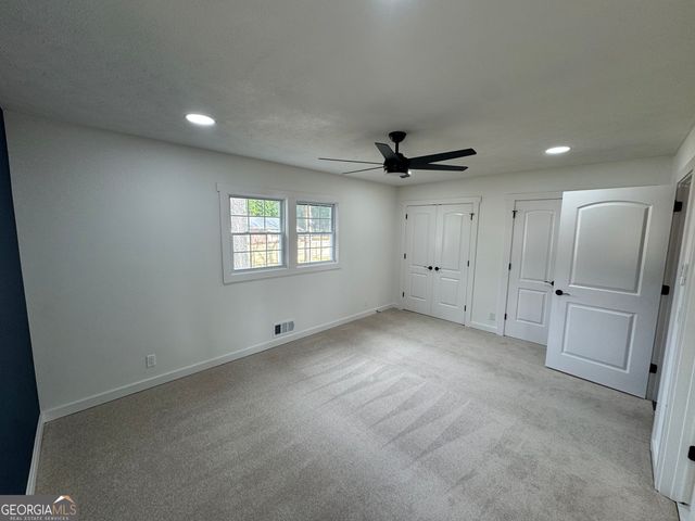 1390 White Oak Street SE, Conyers, GA 30013