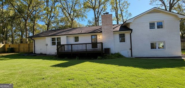 1390 White Oak Street SE, Conyers, GA 30013