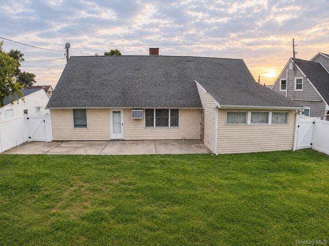 158 Bloomingdale Road, Levittown, NY 11756