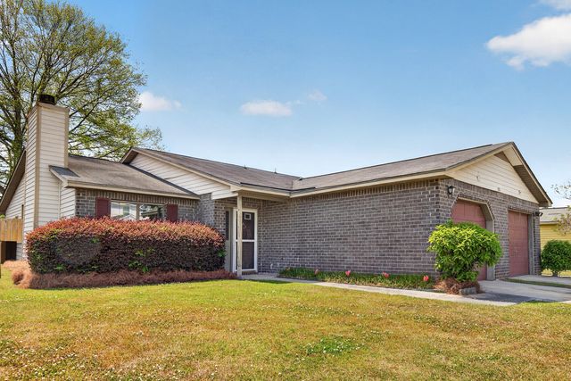 821 Winthrop Street A, Ladson, SC 29456