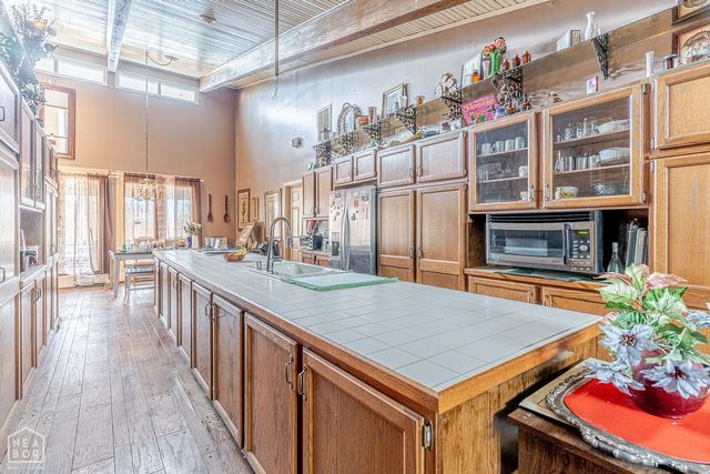 2806 Harrisburg Rd, Jonesboro, AR 72401