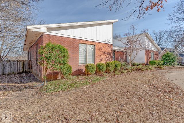 2806 Harrisburg Rd, Jonesboro, AR 72401