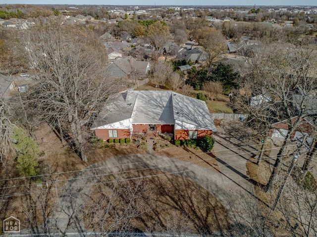 2806 Harrisburg Rd, Jonesboro, AR 72401