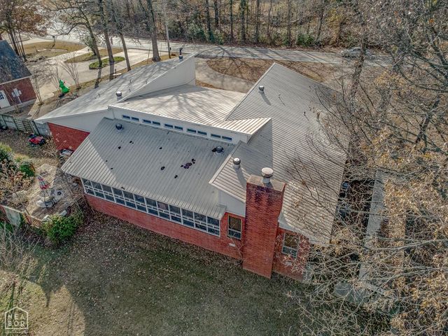 2806 Harrisburg Rd, Jonesboro, AR 72401