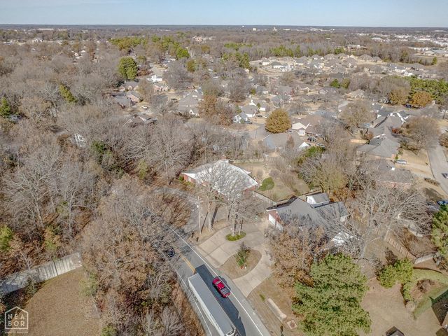 2806 Harrisburg Rd, Jonesboro, AR 72401