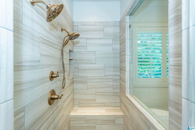 880 INDIAN CREST DRIVE, Indian Springs Village, AL 35124