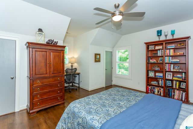 880 INDIAN CREST DRIVE, Indian Springs Village, AL 35124
