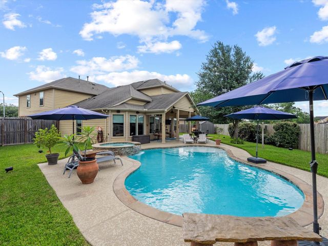 16551 Winthrop Bend Drive, Houston, TX 77084