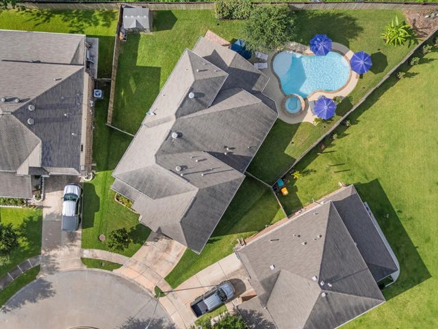 16551 Winthrop Bend Drive, Houston, TX 77084