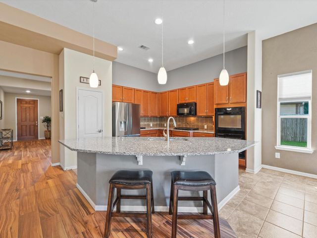 16551 Winthrop Bend Drive, Houston, TX 77084