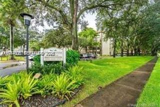 6700 Cypress Road 409, Plantation, FL 33317