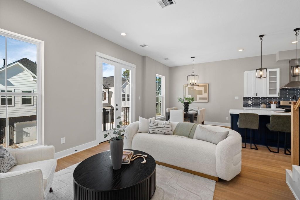 5822 & 5824 Highland Sun Lane, Houston, TX 77091