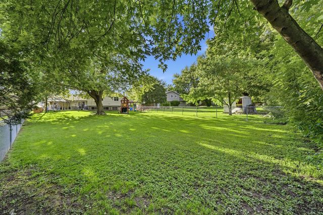 602 N ASHBURY Avenue, Bolingbrook, IL 60440