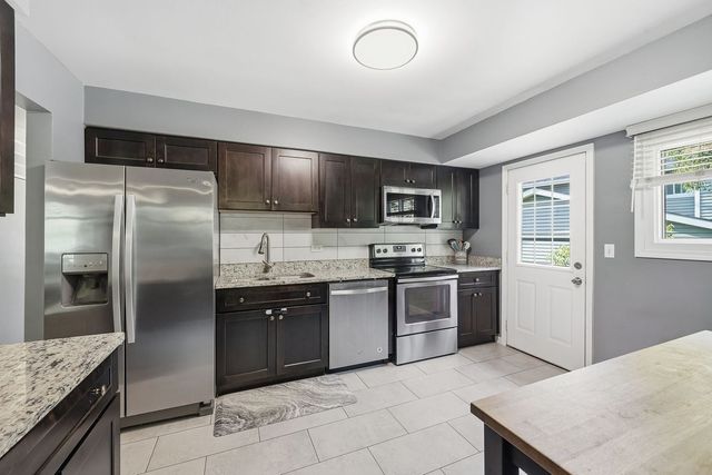 602 N ASHBURY Avenue, Bolingbrook, IL 60440