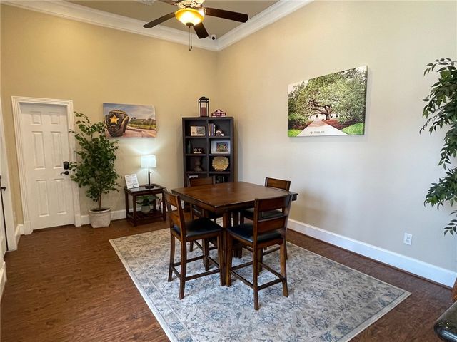 1198 Jones Butler Road 2706, College Station, TX 77840