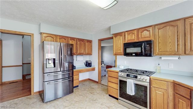 876 Jennifer Trail, Tallmadge, OH 44278