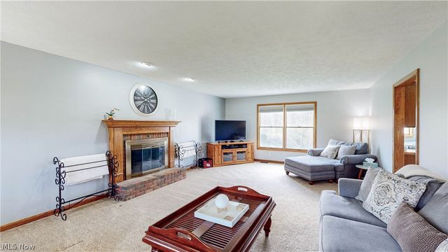 876 Jennifer Trail, Tallmadge, OH 44278
