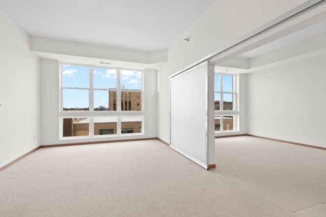 2650 University Avenue W 311, Saint Paul, MN 55114