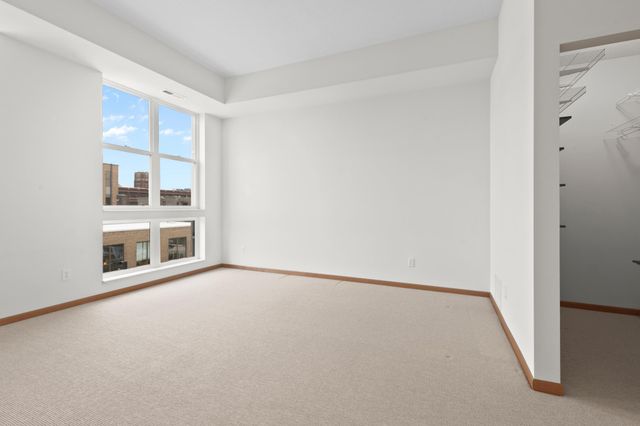 2650 University Avenue W 311, Saint Paul, MN 55114