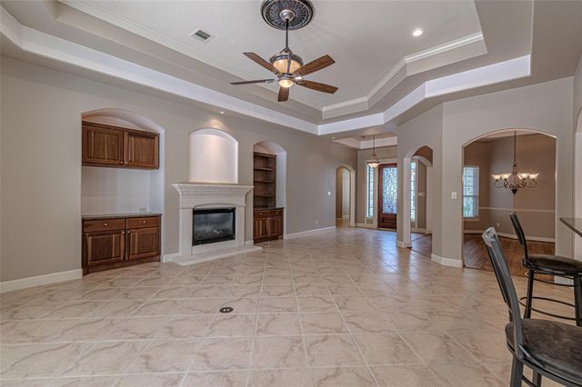 1302 Majestic Pines Court, Houston, TX 77345