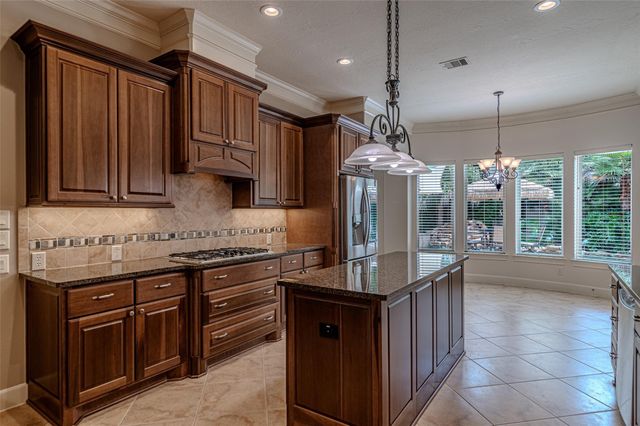 1302 Majestic Pines Court, Houston, TX 77345
