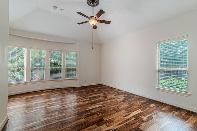 1302 Majestic Pines Court, Houston, TX 77345