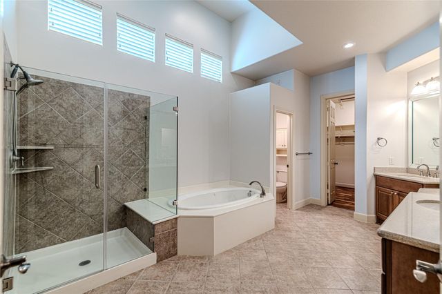 1302 Majestic Pines Court, Houston, TX 77345