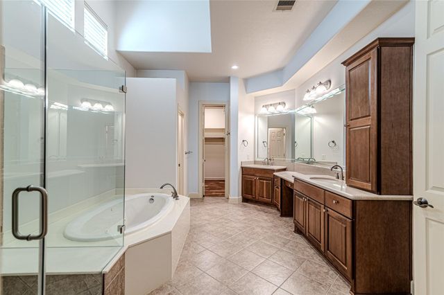1302 Majestic Pines Court, Houston, TX 77345