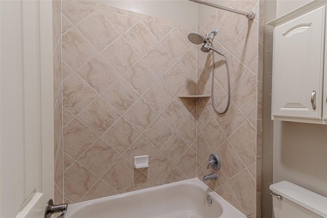 1302 Majestic Pines Court, Houston, TX 77345