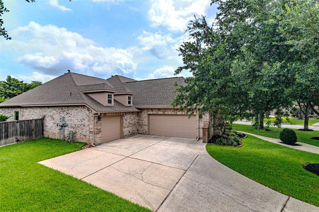 1302 Majestic Pines Court, Houston, TX 77345