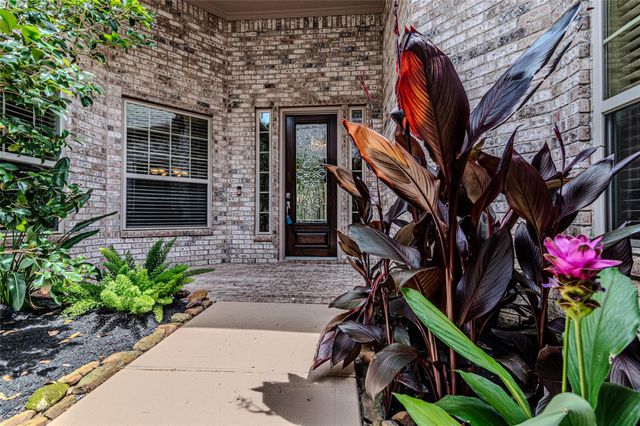 1302 Majestic Pines Court, Houston, TX 77345