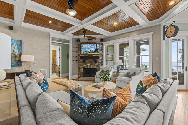 232 Waters Edge Drive, Lexington, SC 29072