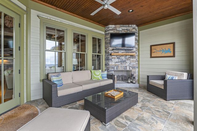 232 Waters Edge Drive, Lexington, SC 29072