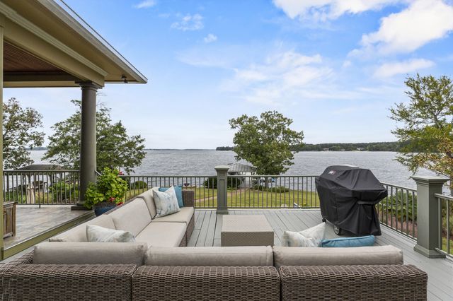 232 Waters Edge Drive, Lexington, SC 29072