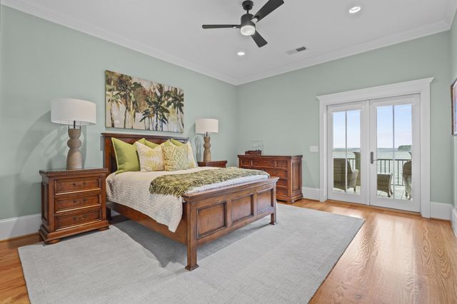 232 Waters Edge Drive, Lexington, SC 29072