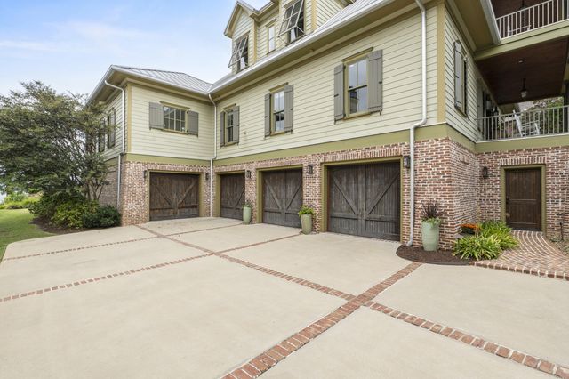 232 Waters Edge Drive, Lexington, SC 29072