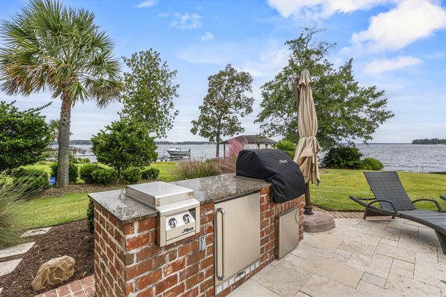 232 Waters Edge Drive, Lexington, SC 29072