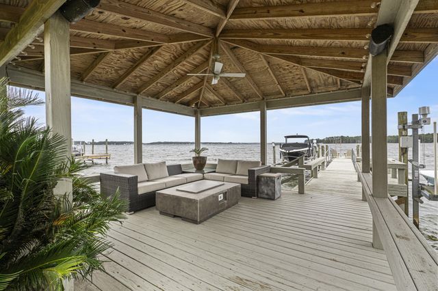 232 Waters Edge Drive, Lexington, SC 29072