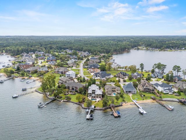 232 Waters Edge Drive, Lexington, SC 29072